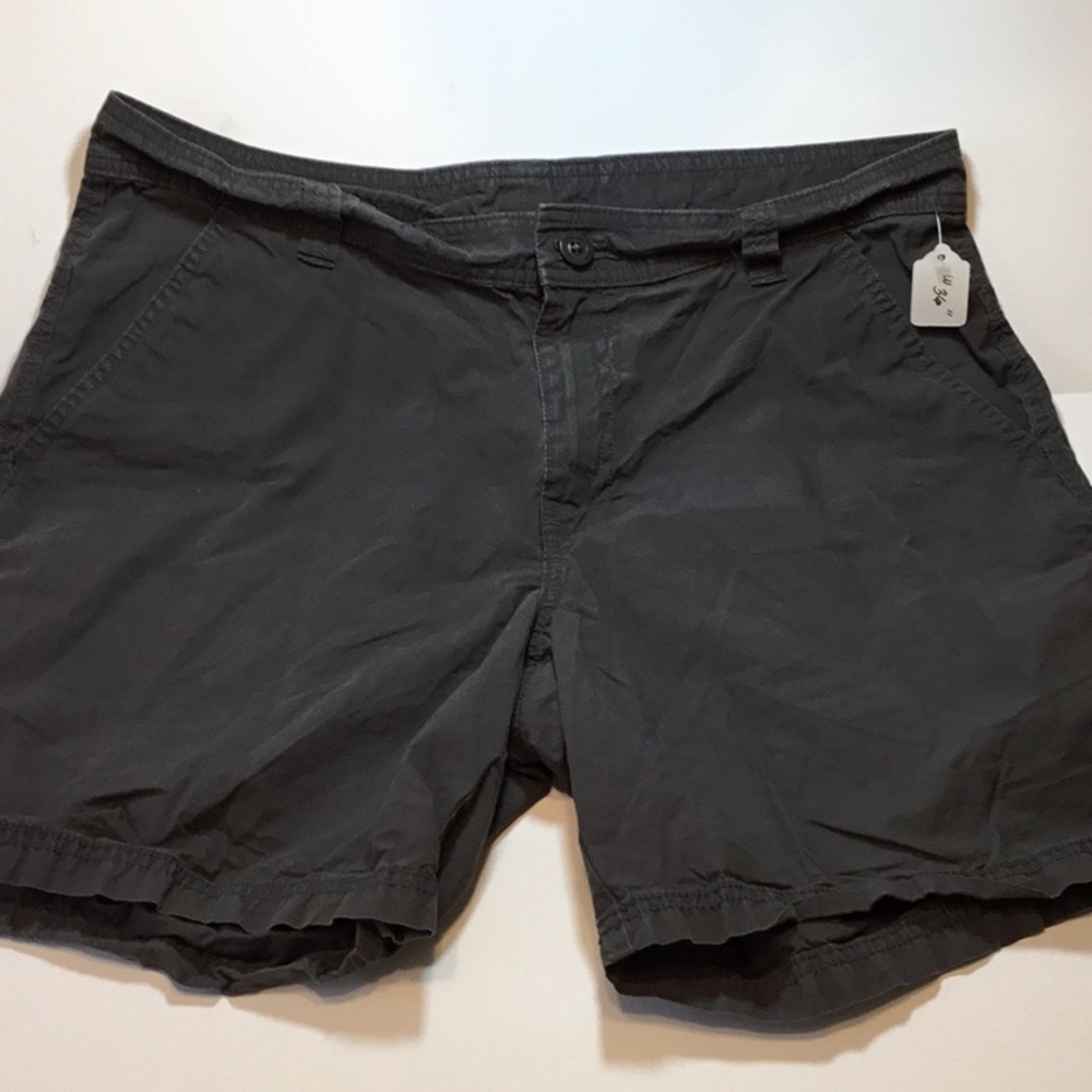 Columbia men’s cotton shorts waist 36